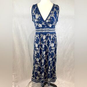 Max Studio blue and white boho floral print midi dress size small